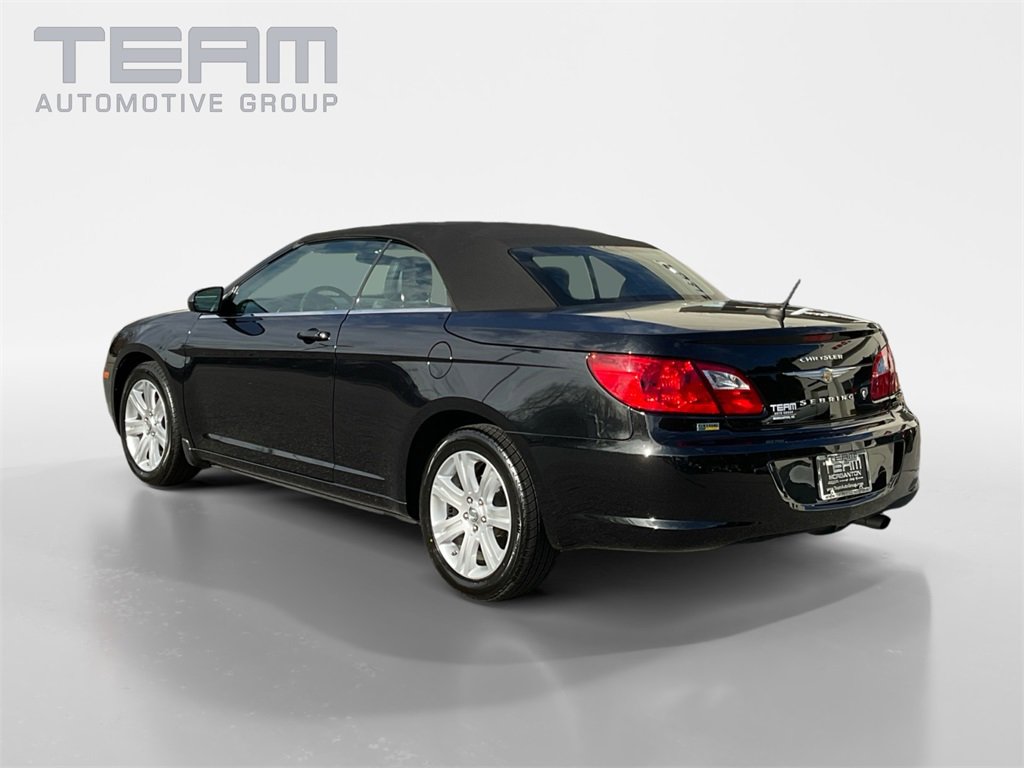 Used 2010 Chrysler Sebring Touring w/ Special Touring Group image 5