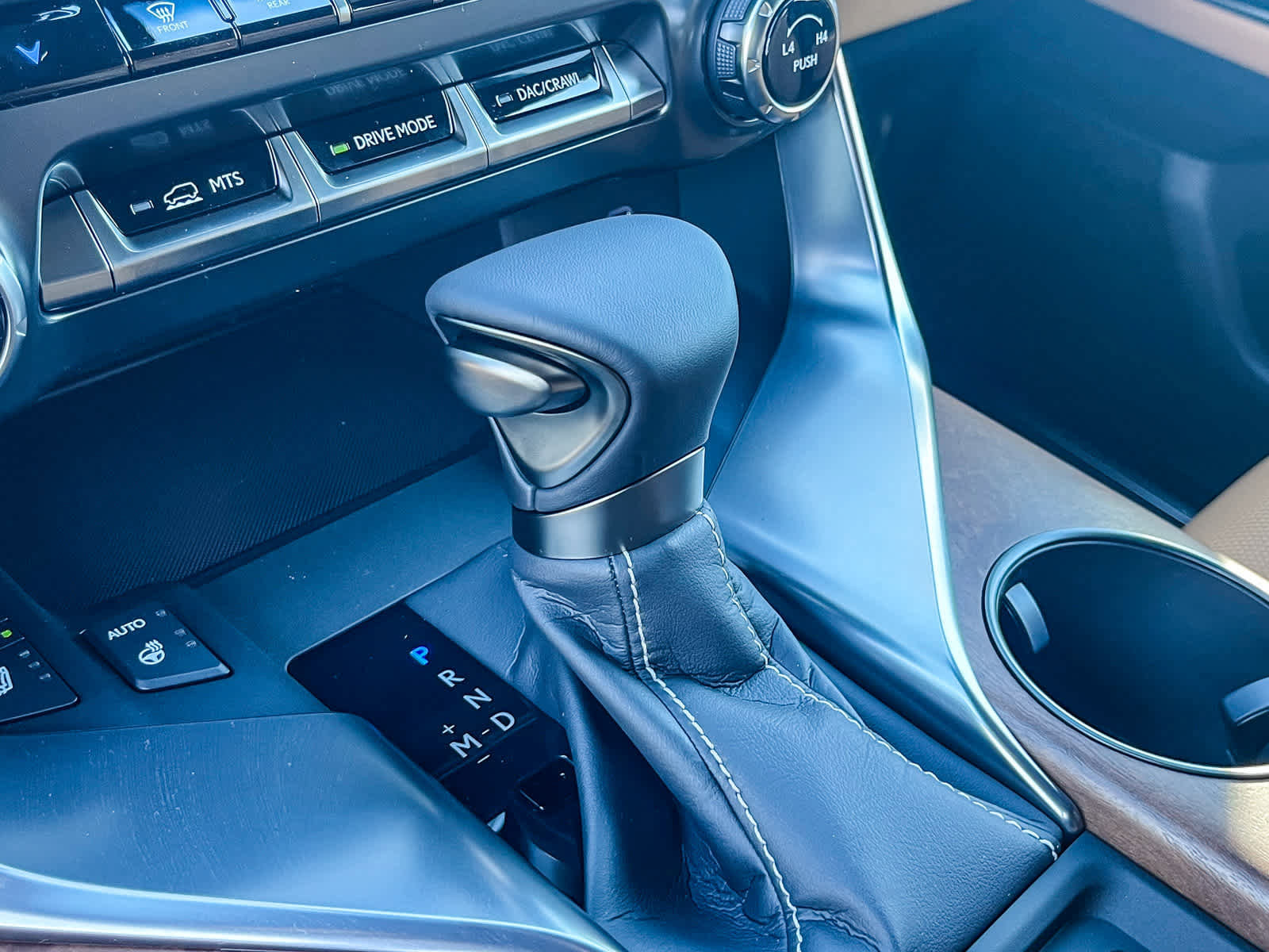 New 2026 Lexus LX 600 4WD w/ Luxury Package image 20