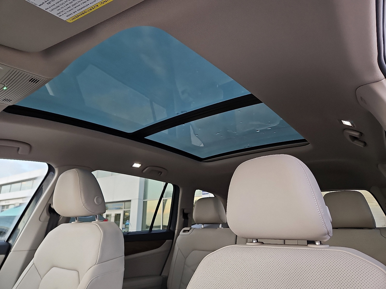 New 2026 Volkswagen Atlas SE image 12