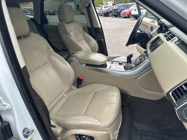 Used 2016 Land Rover Range Rover Sport HSE image 18