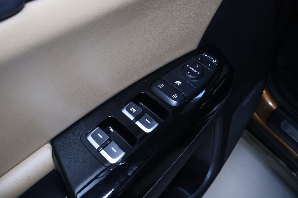 Used 2020 Kia Sportage SX image 14