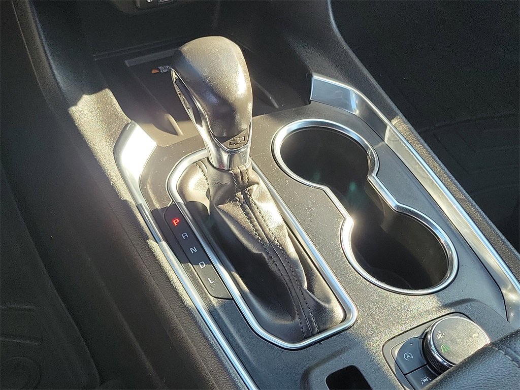 Certified 2022 Chevrolet Traverse Premier w/ Redline Edition image 13