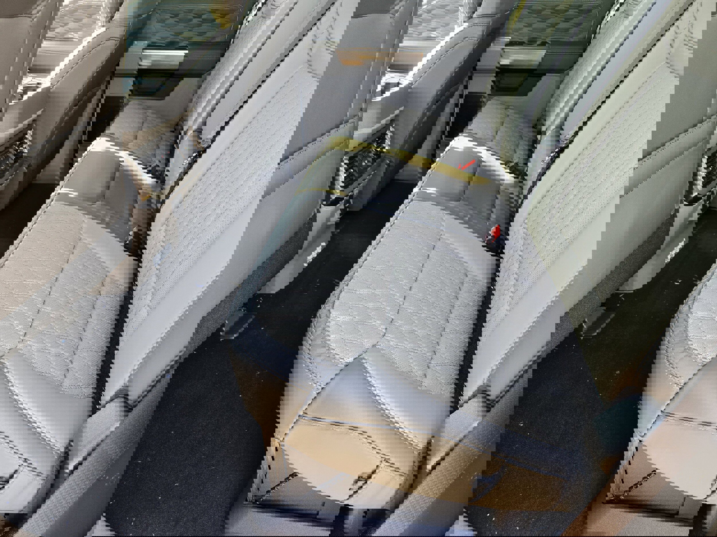 New 2026 Ford F350 Platinum w/ Platinum Plus Package image 29