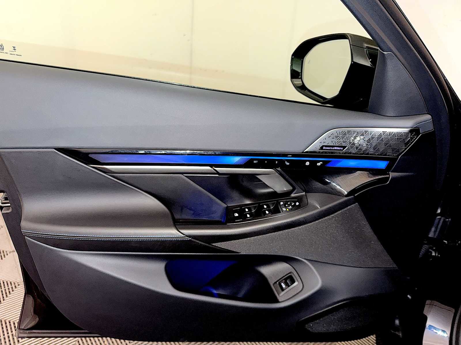 Used 2024 BMW i5 M60 w/ Premium Package image 11