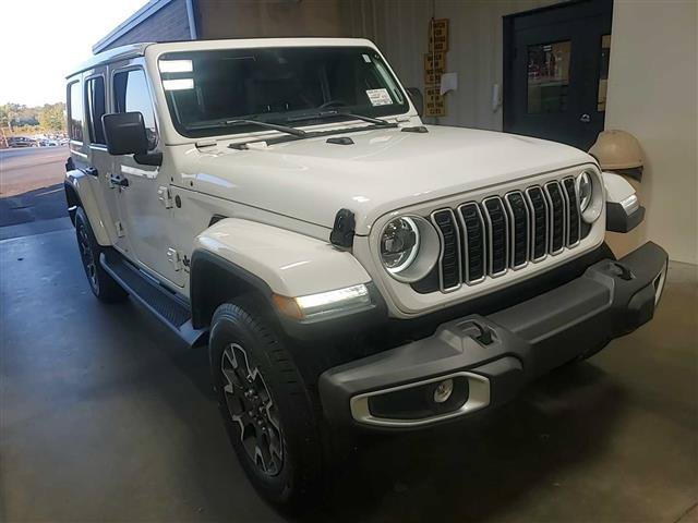 Used 2025 Jeep Wrangler Unlimited Sahara w/ Safety Group