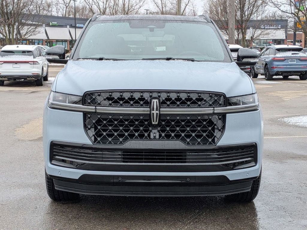 New 2025 Lincoln Navigator Reserve w/ Jet Appearance Package image 8