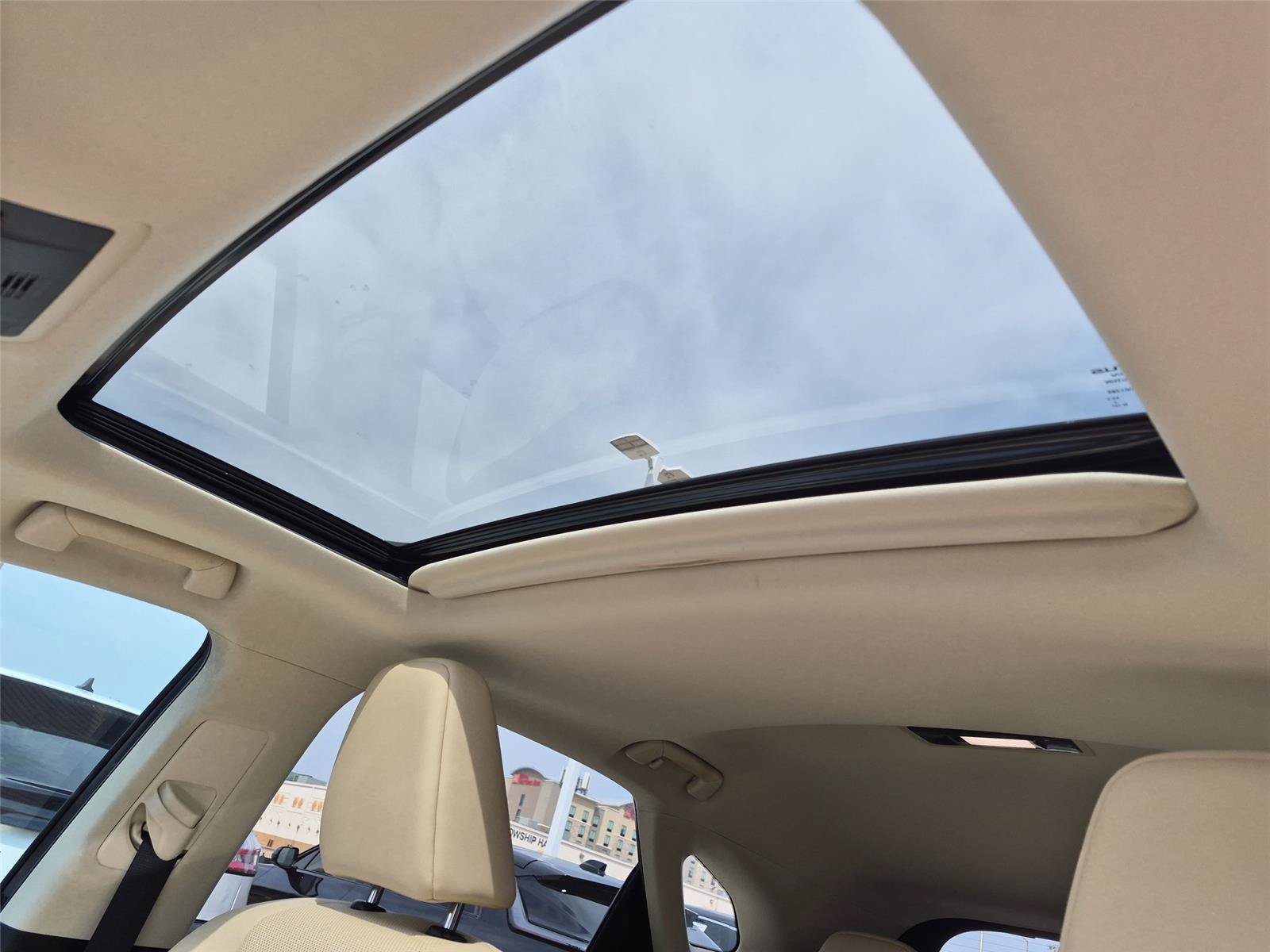 Used 2022 Lexus RX 350 FWD w/ Premium Package image 9