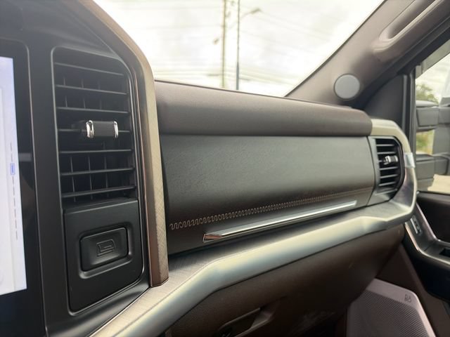 Certified 2025 Ford F150 King Ranch AWD/4WD image 26