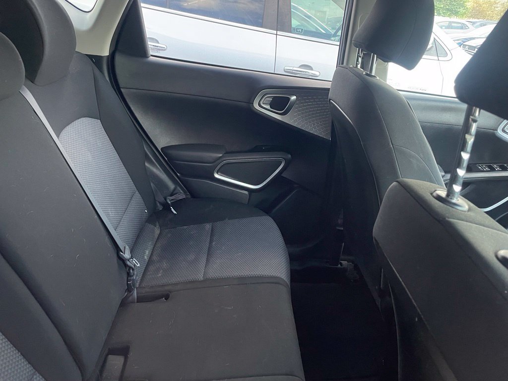 Used 2023 Kia Soul LX FWD image 10