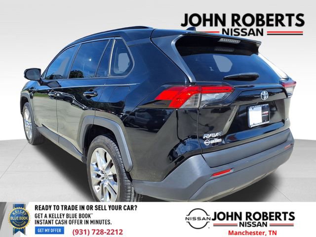 Used 2022 Toyota RAV4 XLE Premium image 15