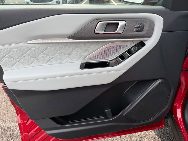 New 2026 Ford Explorer Platinum image 19