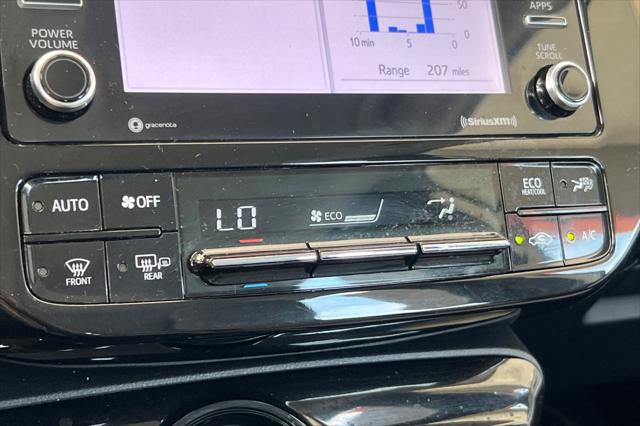 Certified 2021 Toyota Prius LE AWD/4WD image 21