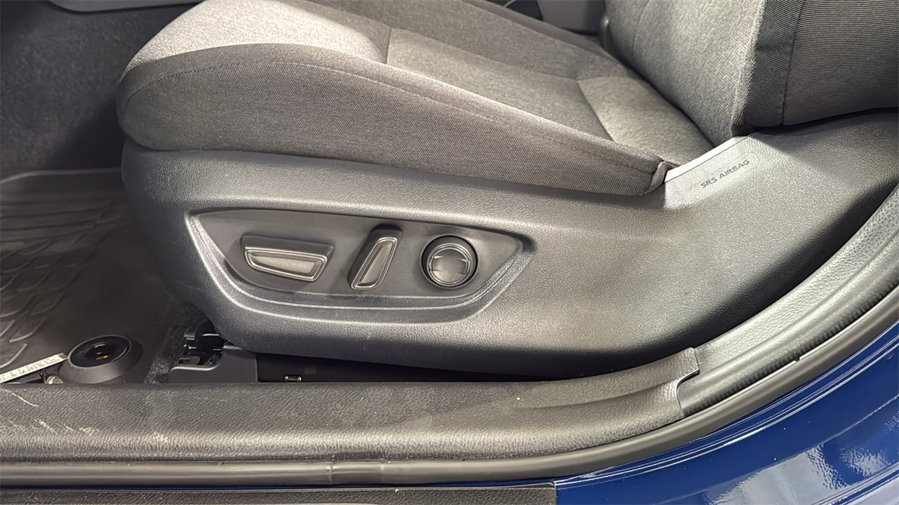 Certified 2025 Toyota Camry LE image 14