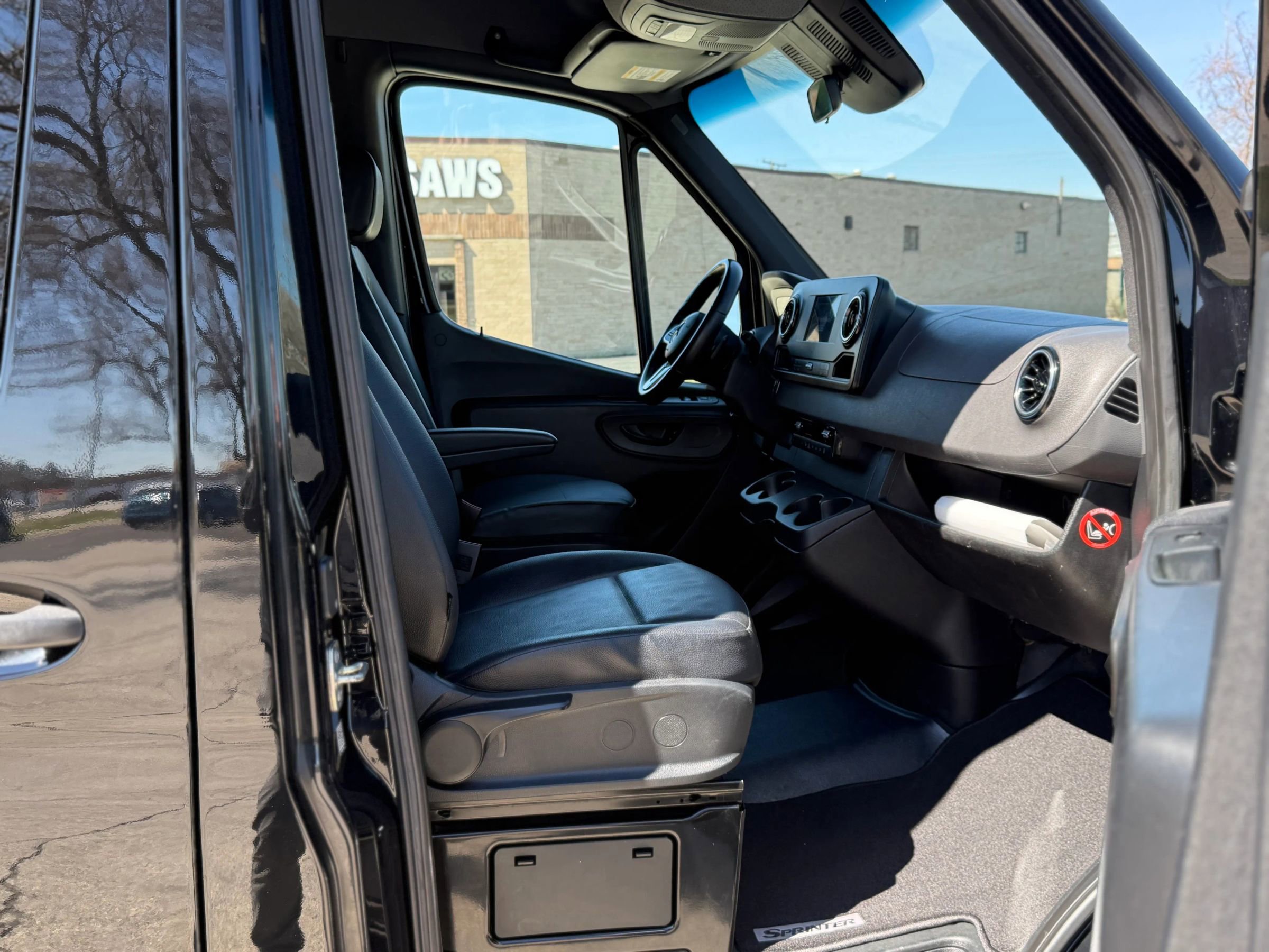 Used 2019 Mercedes-Benz Sprinter 2500 w/ Acoustic Package image 12