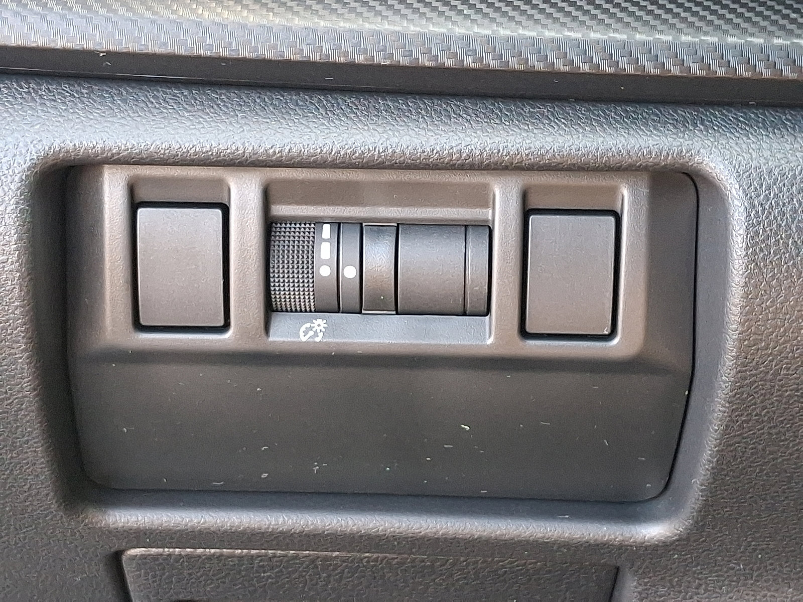 Certified 2025 Subaru Crosstrek 2.0i Premium w/ Crosstrek Mirror Package image 26