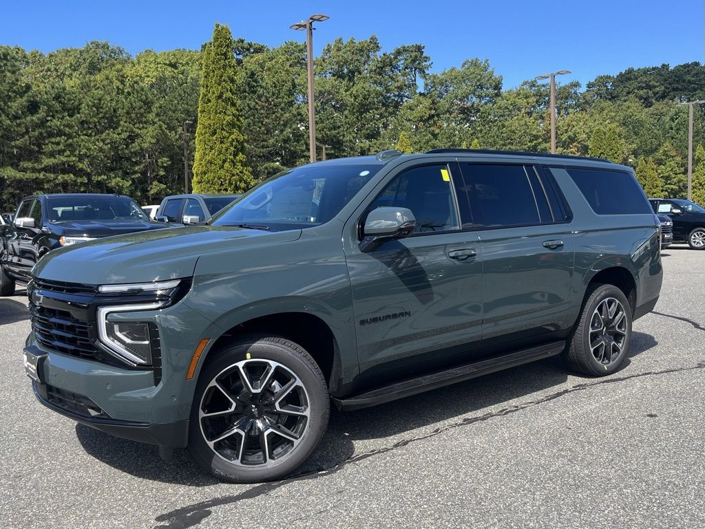 New 2025 Chevrolet Suburban RST w/ Comfort Package