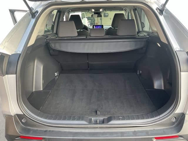 Used 2024 Toyota RAV4 XLE AWD/4WD image 20