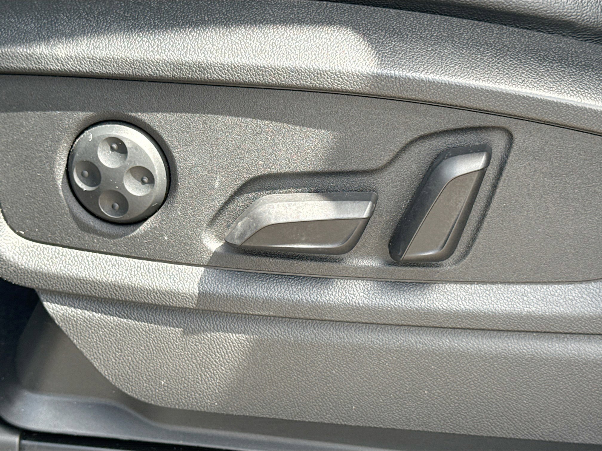 Used 2022 Audi Q5 2.0T Premium image 24