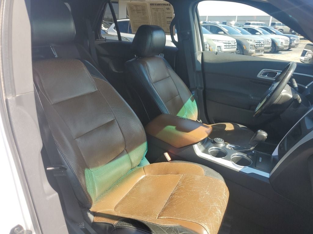 Used 2011 Ford Explorer Limited w/ 302A Rapid Spec Order Code AWD/4WD image 44