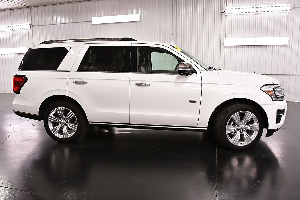 Used 2024 Ford Expedition King Ranch image 8