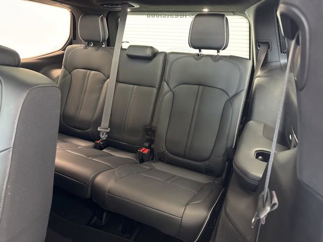 Used 2023 Jeep Grand Wagoneer Series II w/ Flexible Seating Group AWD/4WD image 25