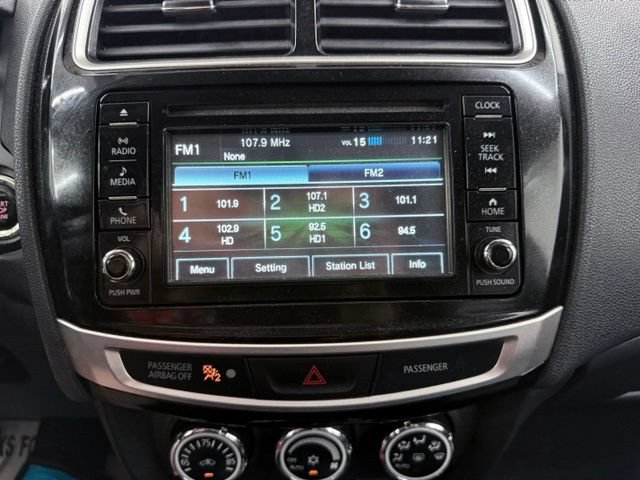 Used 2017 Mitsubishi Outlander Sport SEL FWD image 28