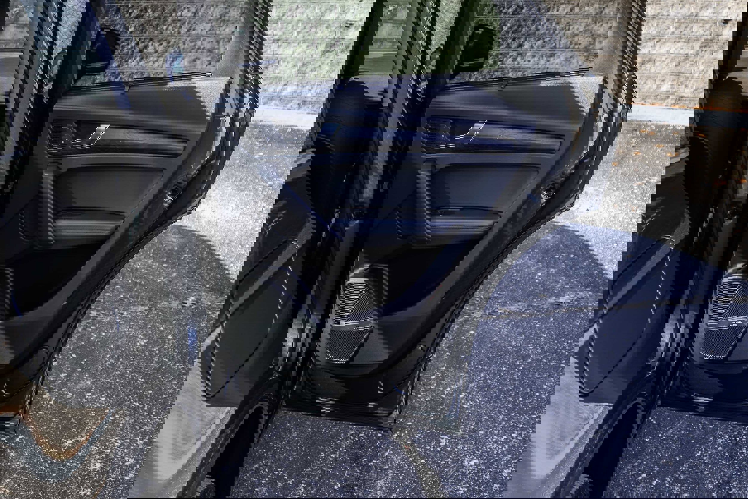 Used 2020 Audi Q5 e Prestige w/ Prestige Package image 16