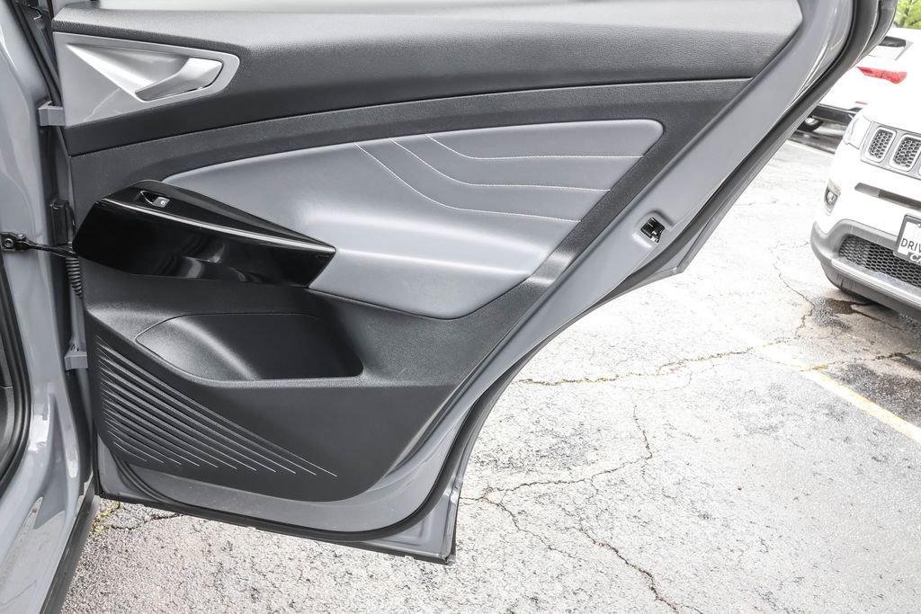 Certified 2023 Volkswagen ID.4 Pro S RWD image 31