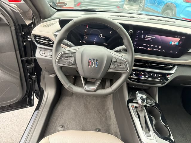 Used 2025 Buick Envista Preferred FWD image 14