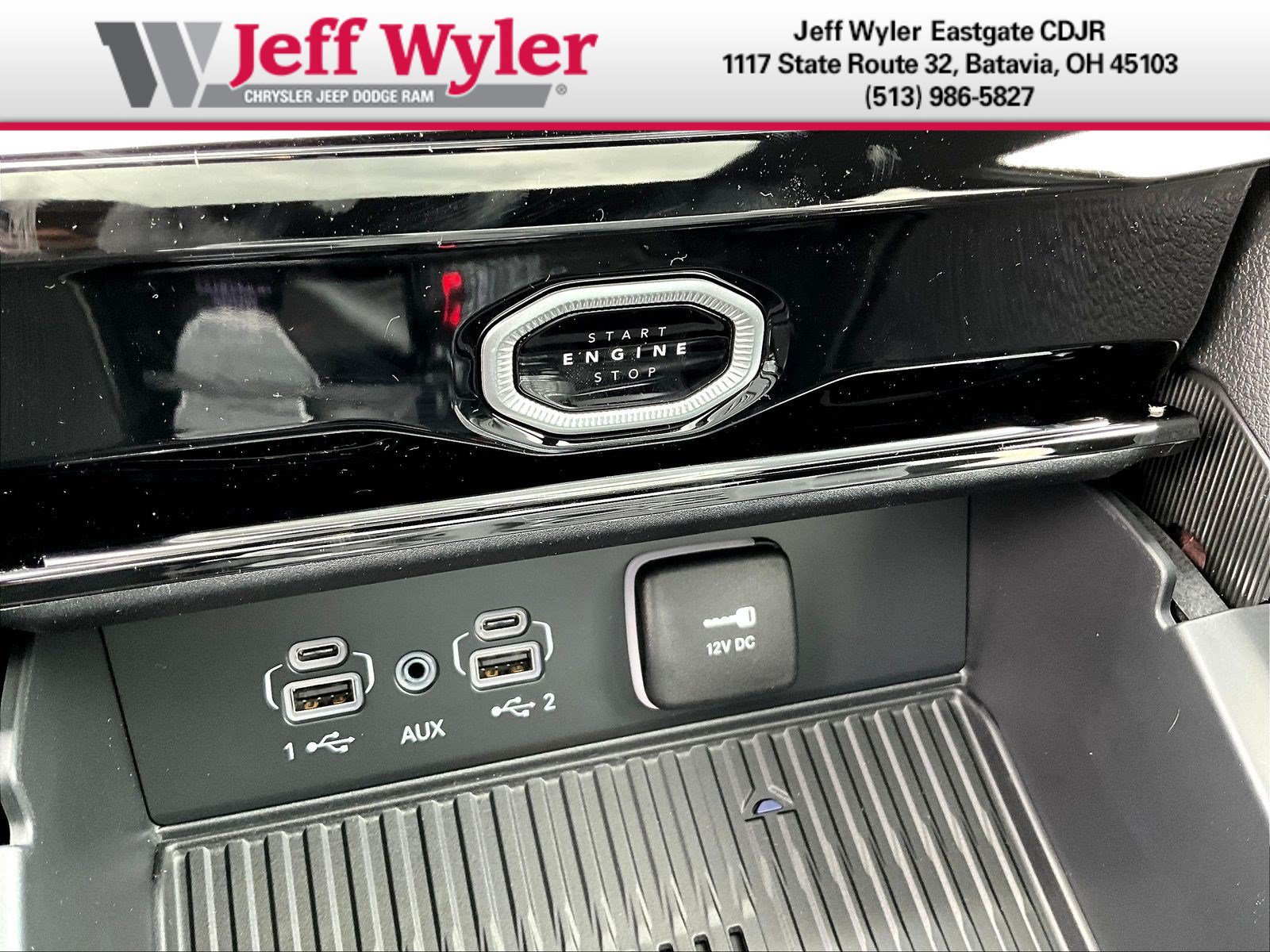 New 2026 Jeep Grand Cherokee Altitude AWD/4WD image 26