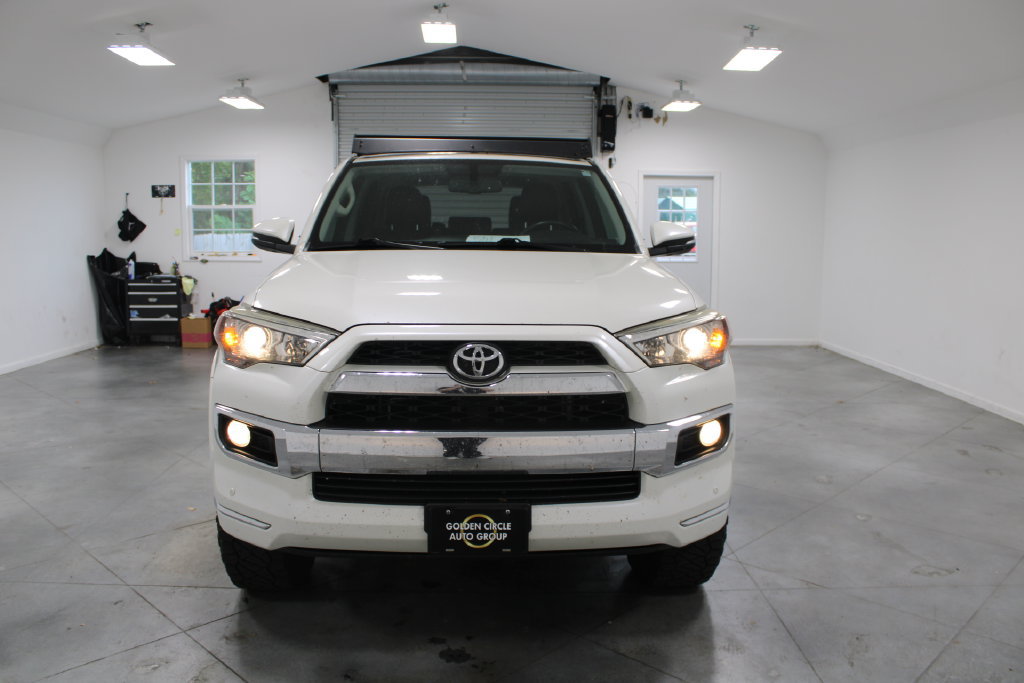 Used 2016 Toyota 4Runner Limited AWD/4WD image 2