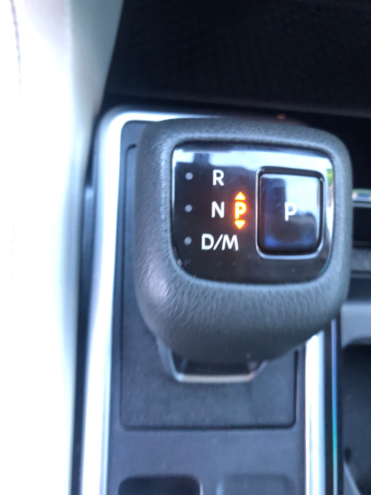 Used 2022 Nissan Pathfinder SV AWD/4WD image 19