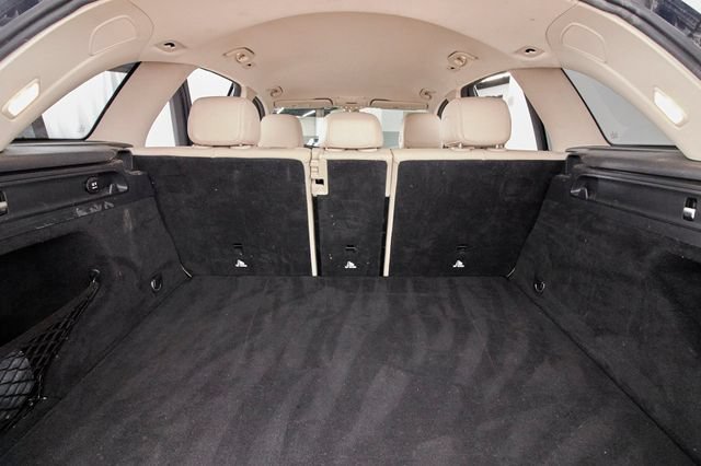 Used 2018 Mercedes-Benz GLC 300 4MATIC image 18