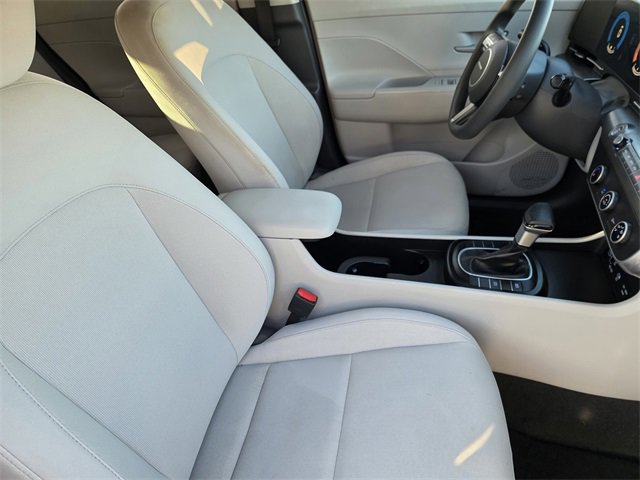 Used 2024 Hyundai Kona SE image 10