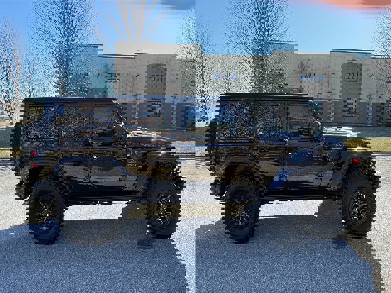 Used 2024 Jeep Wrangler Unlimited Rubicon 392 image 5