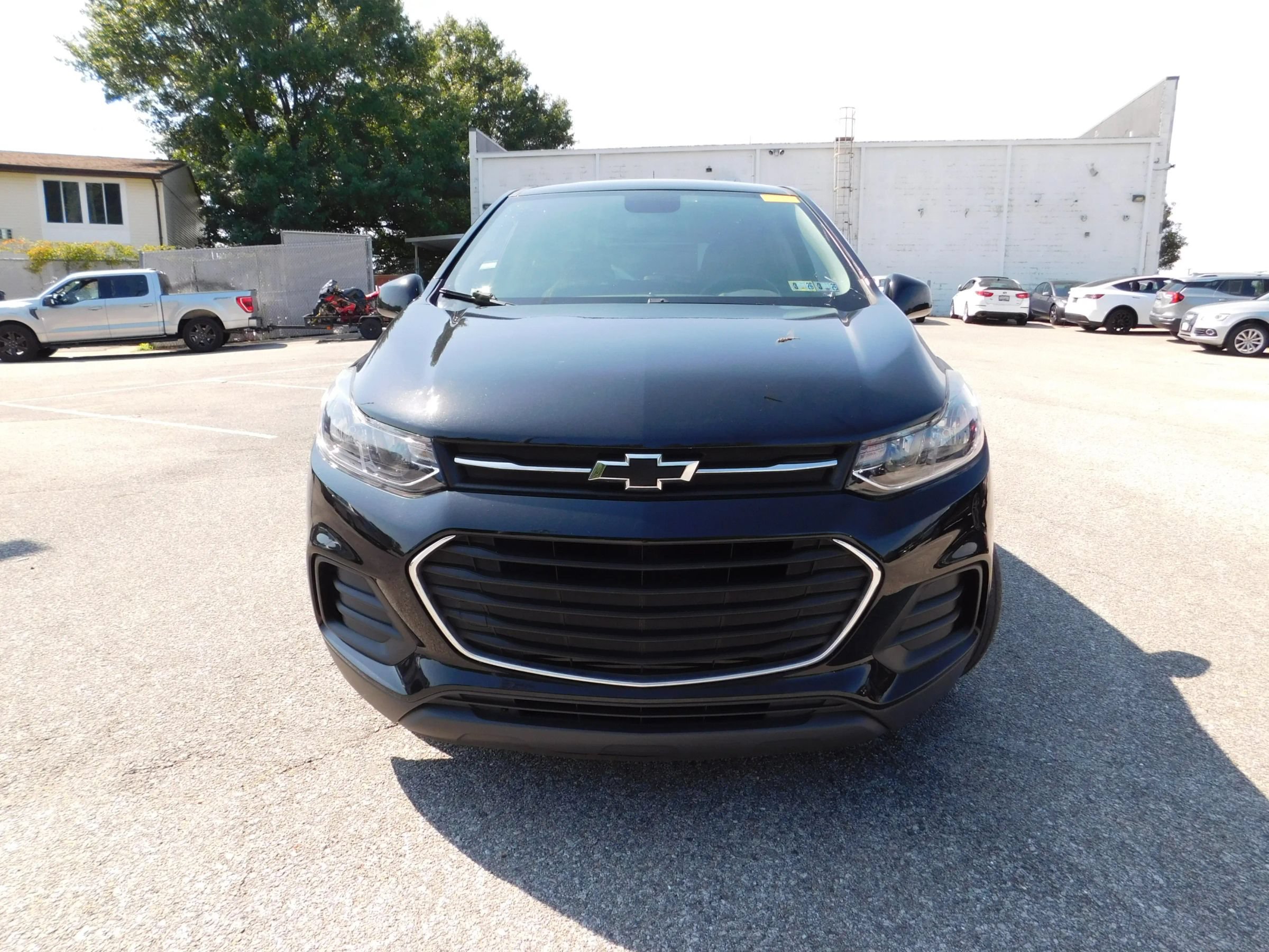 Used 2019 Chevrolet Trax LS w/ Tint and Cruise Package AWD/4WD image 3