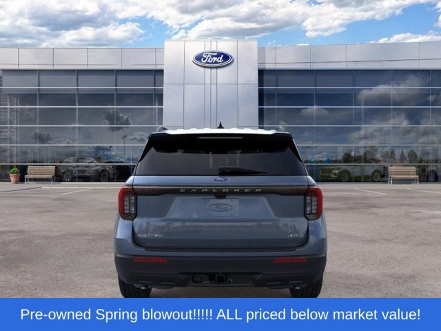 Used 2026 Ford Explorer Active AWD/4WD image 5