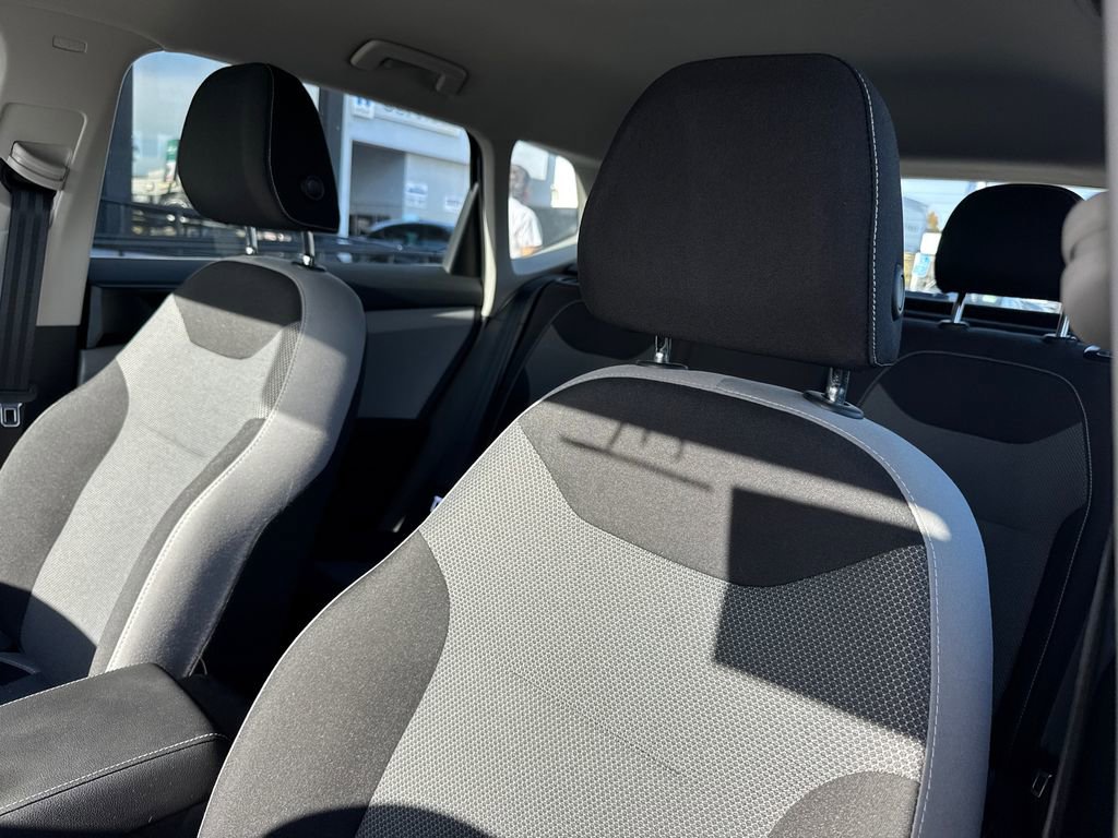 Used 2023 Volkswagen Taos S FWD image 21