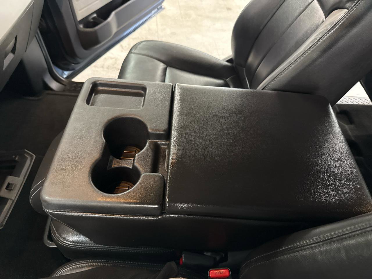 Used 2013 Ford F150 Lariat w/ Mid Equipment Group image 25