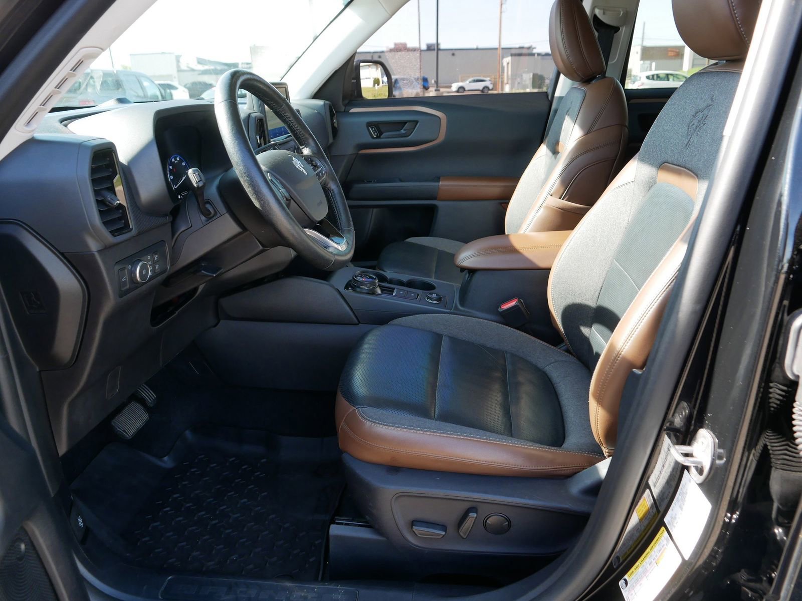 Certified 2021 Ford Bronco Sport Outer Banks AWD/4WD image 15