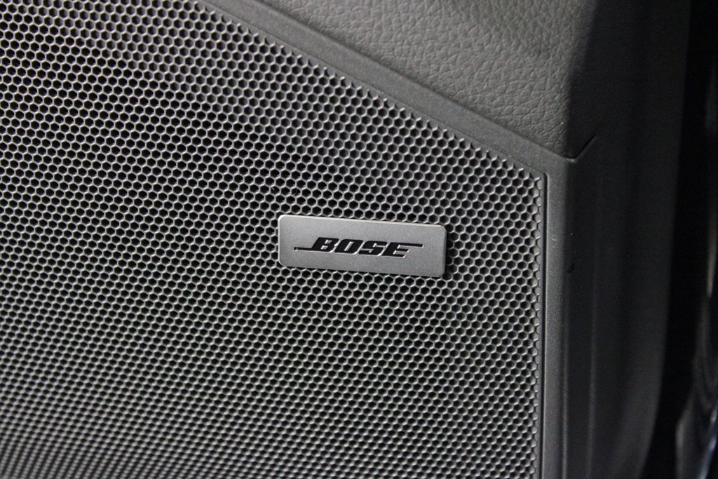 Used 2025 Porsche Cayenne Coupe image 17