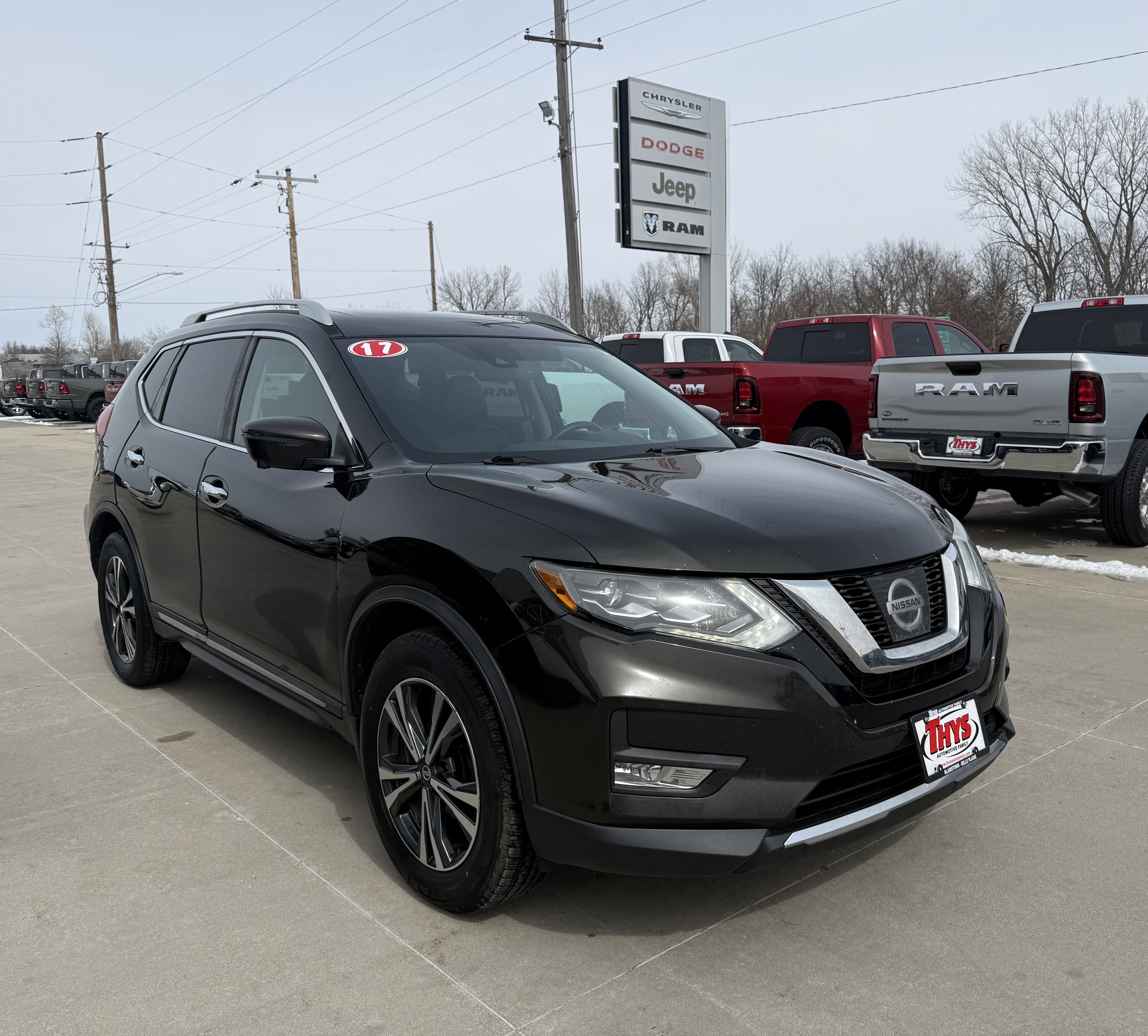 Used 2017 Nissan Rogue SL w/ SL Premium Package image 38