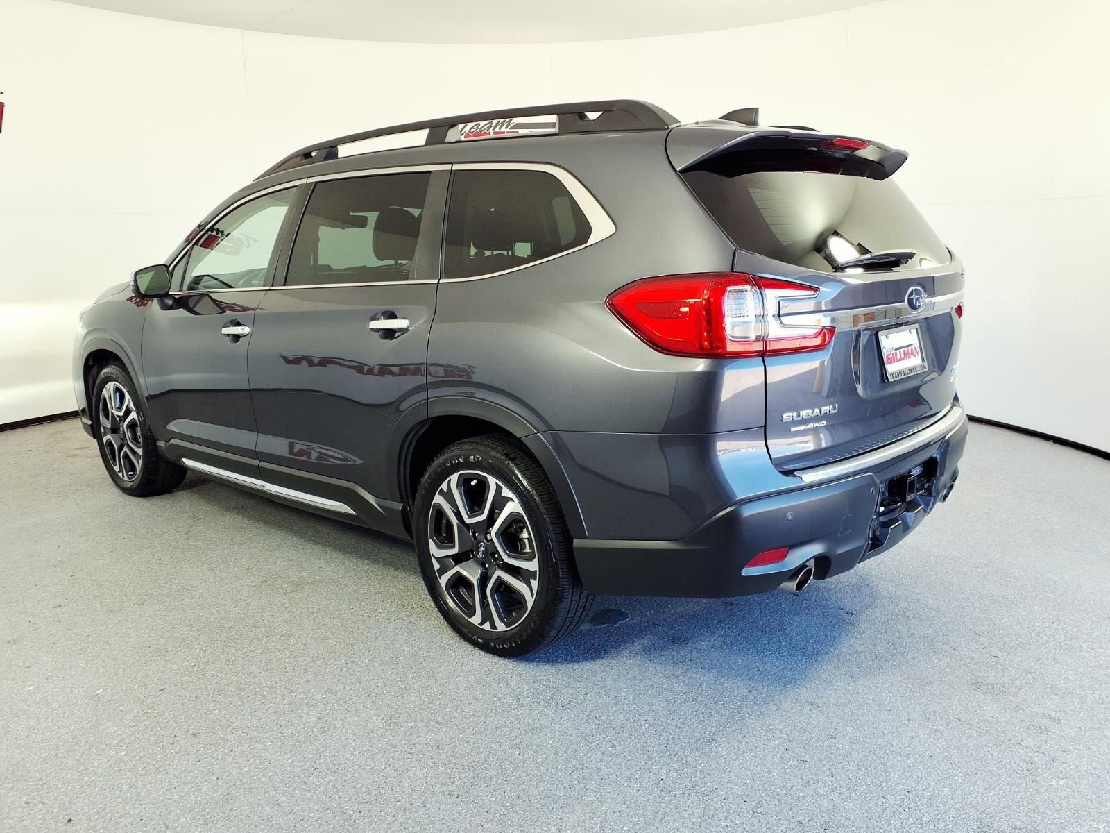 Used 2023 Subaru Ascent Touring image 4
