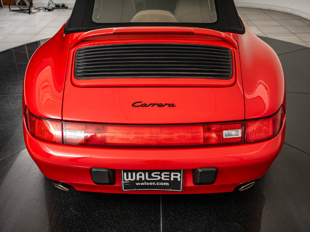 Used 1995 Porsche 911 Carrera RWD image 24