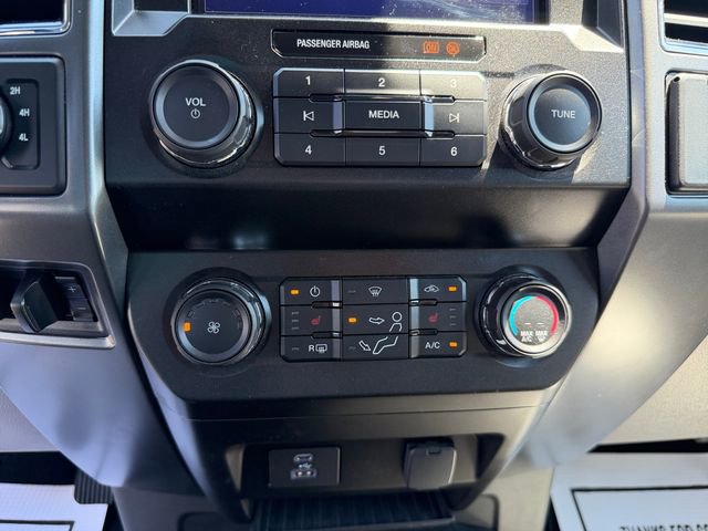 Used 2021 Ford F250 XLT w/ XLT Premium Package AWD/4WD image 13