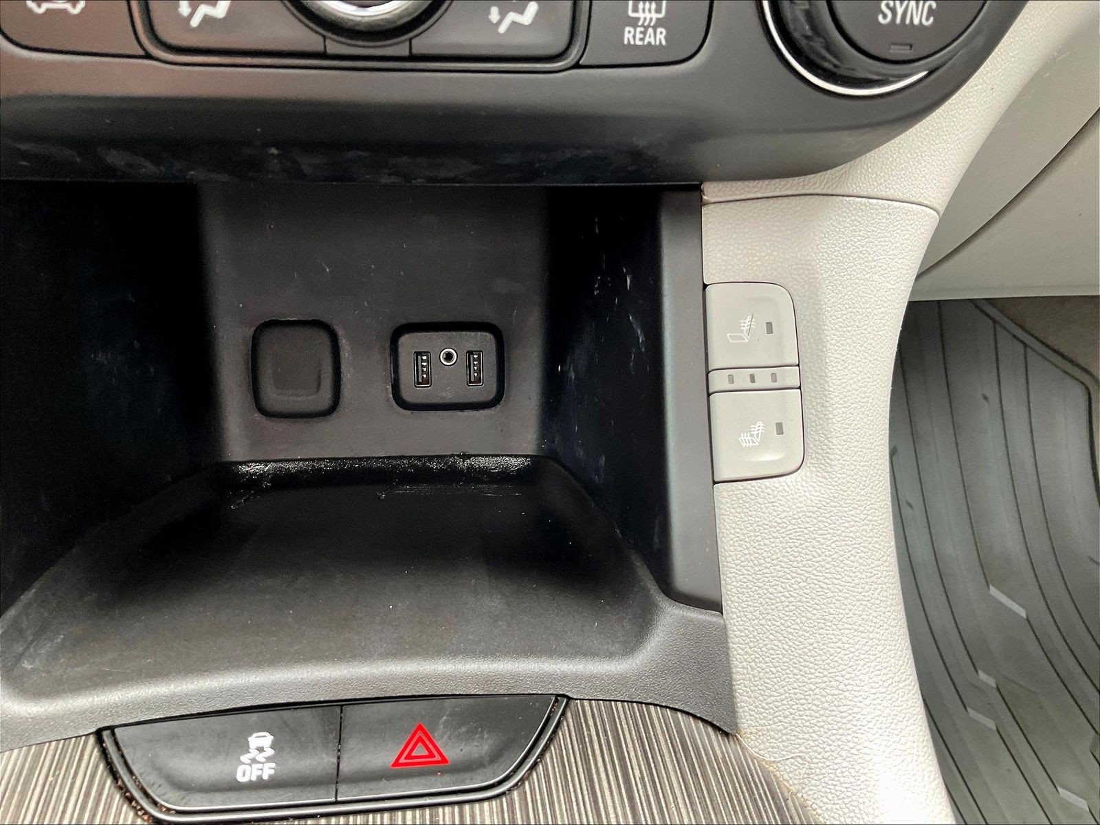 Used 2018 GMC Acadia SLT AWD/4WD image 18