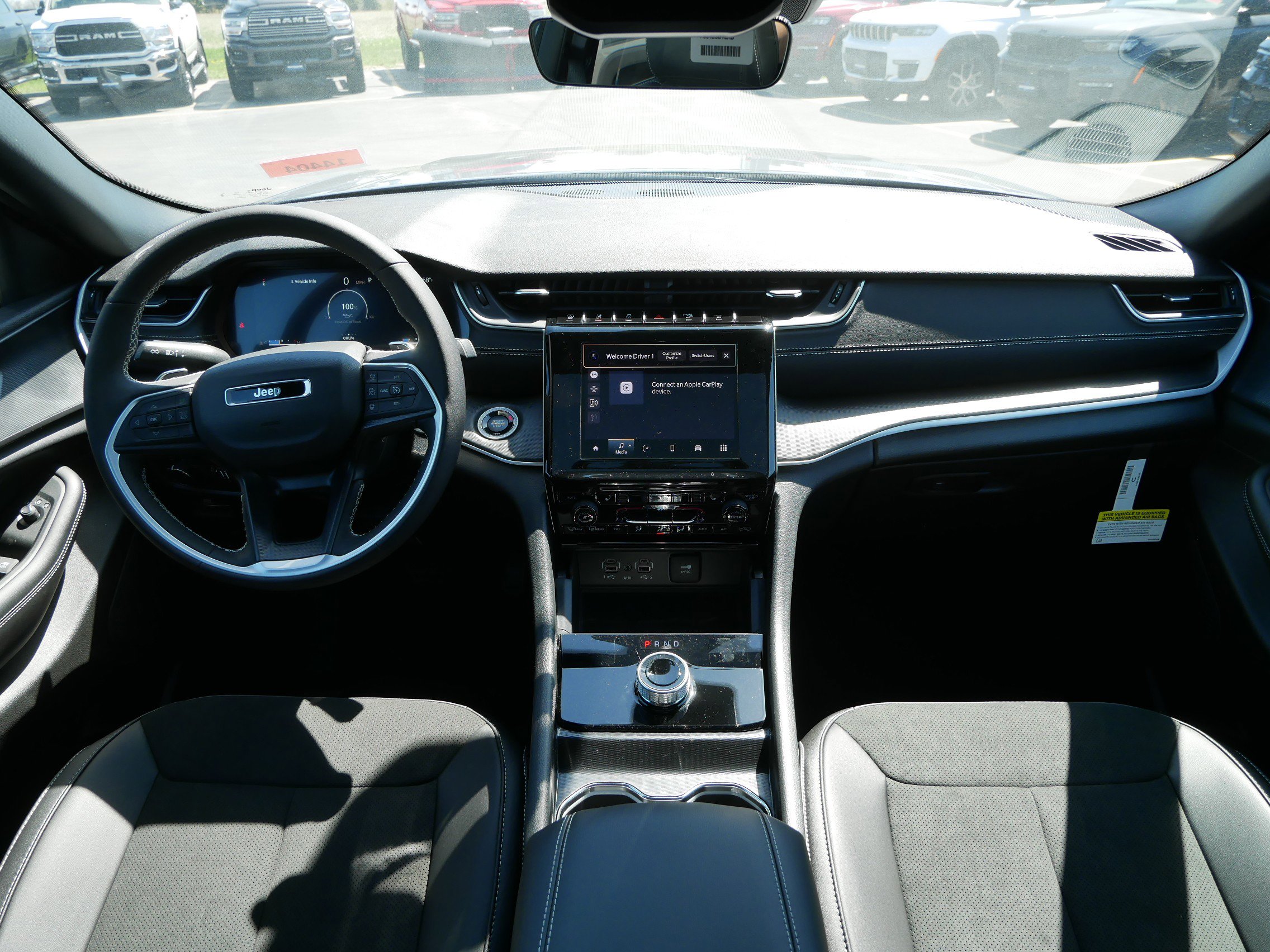 New 2025 Jeep Grand Cherokee L Altitude image 8