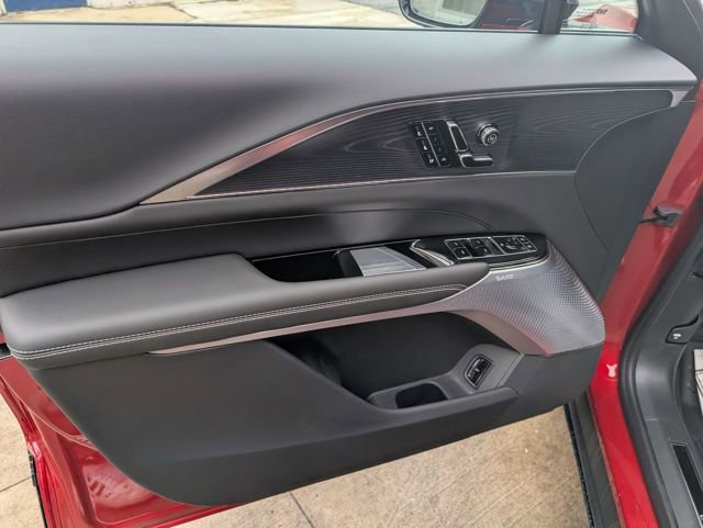 New 2026 Cadillac Lyriq Signature Luxury image 15