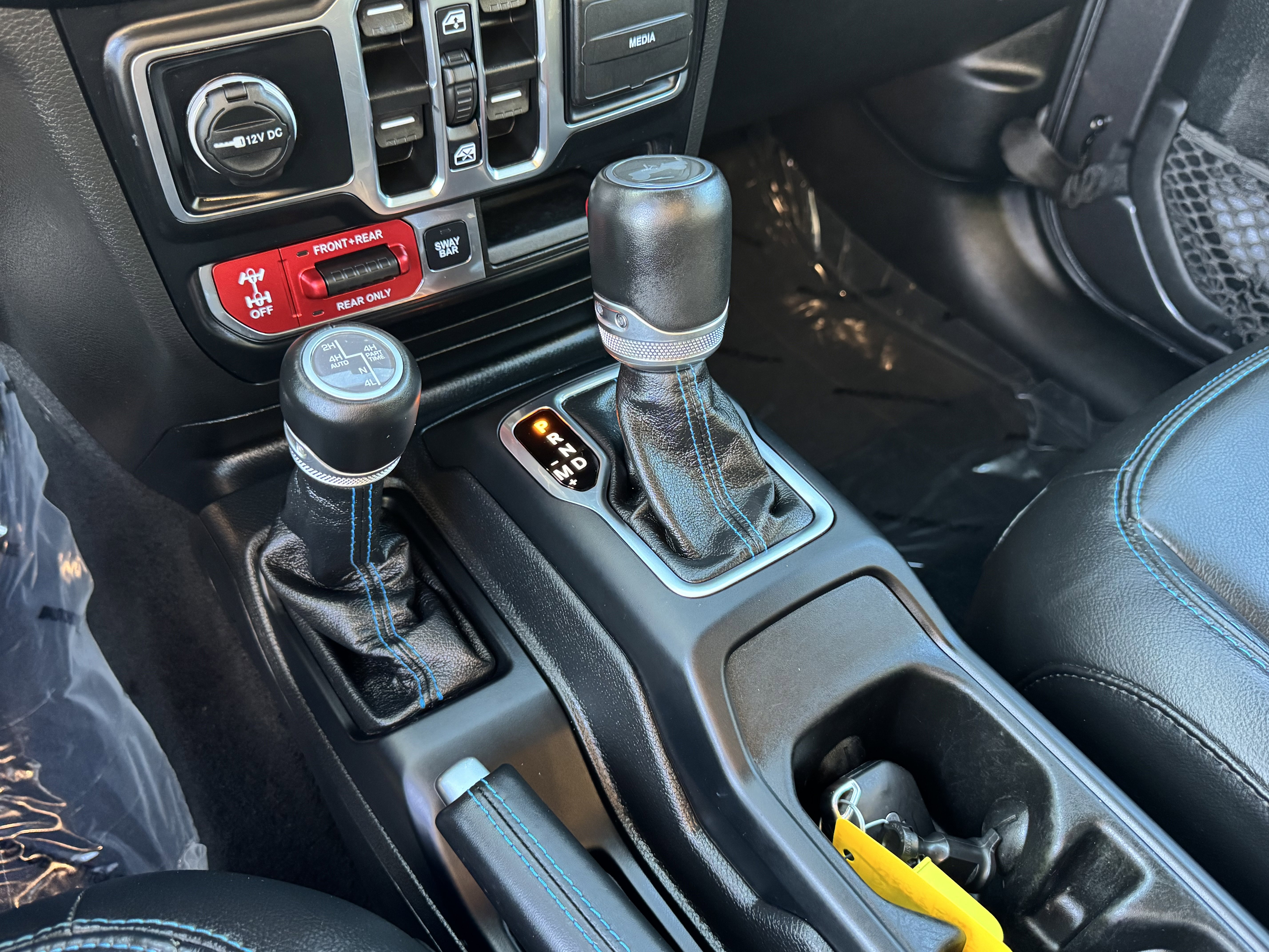 Used 2023 Jeep Wrangler Unlimited Rubicon 4xe image 24