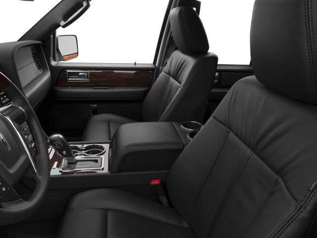 Used 2016 Lincoln Navigator Select RWD image 8